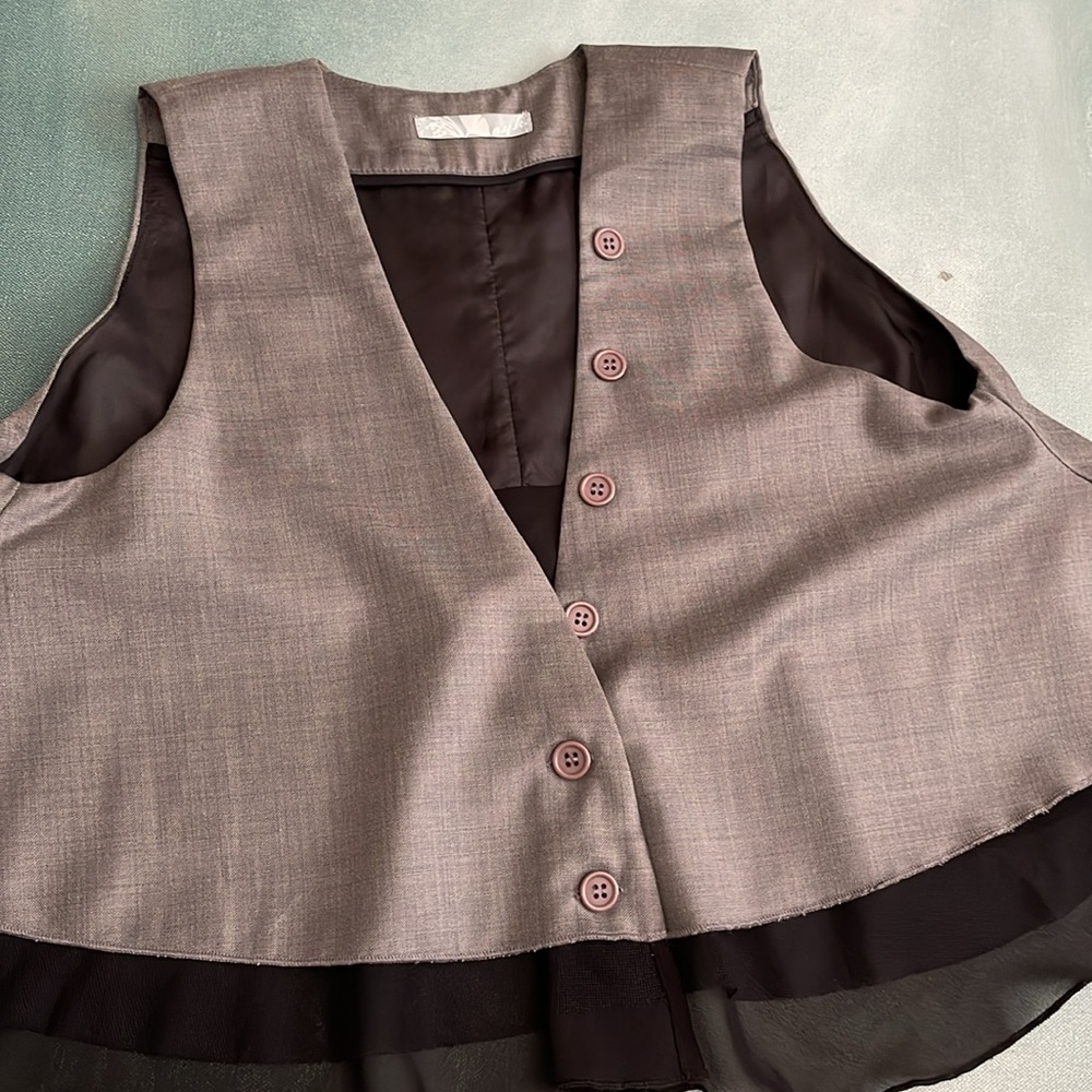A.Y.K. Vest Top - Picture 4 of 11